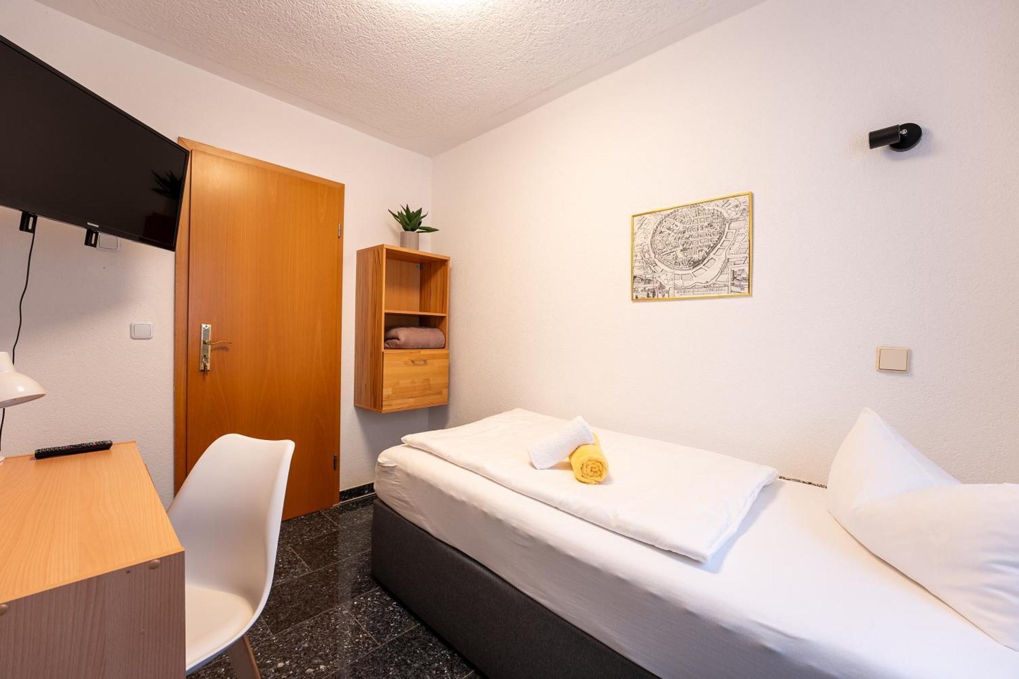 Pension Krone Freiberg Exterior photo